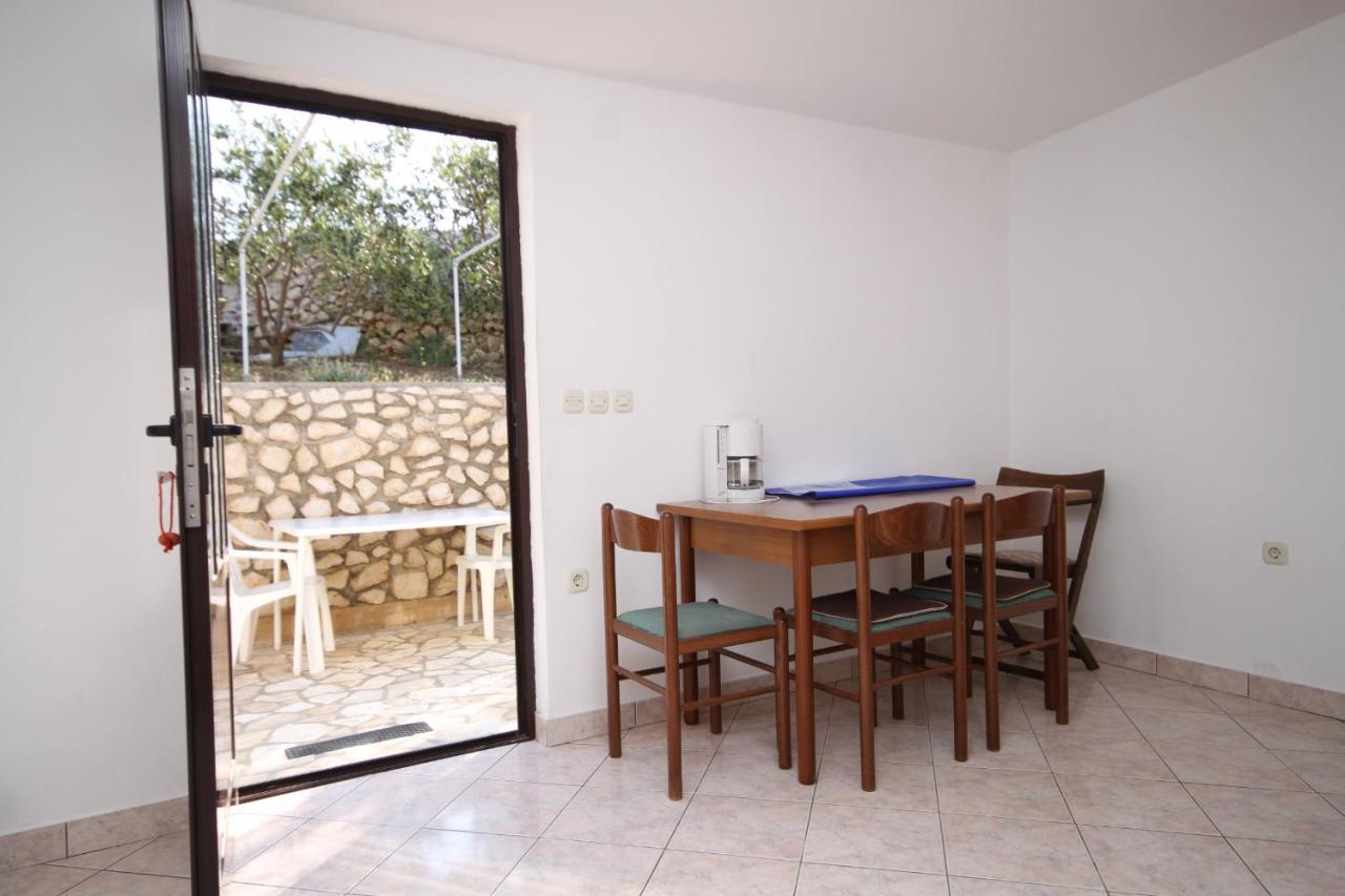 Apartments By The Sea Kustici, Pag - 6335 Zubovići Buitenkant foto